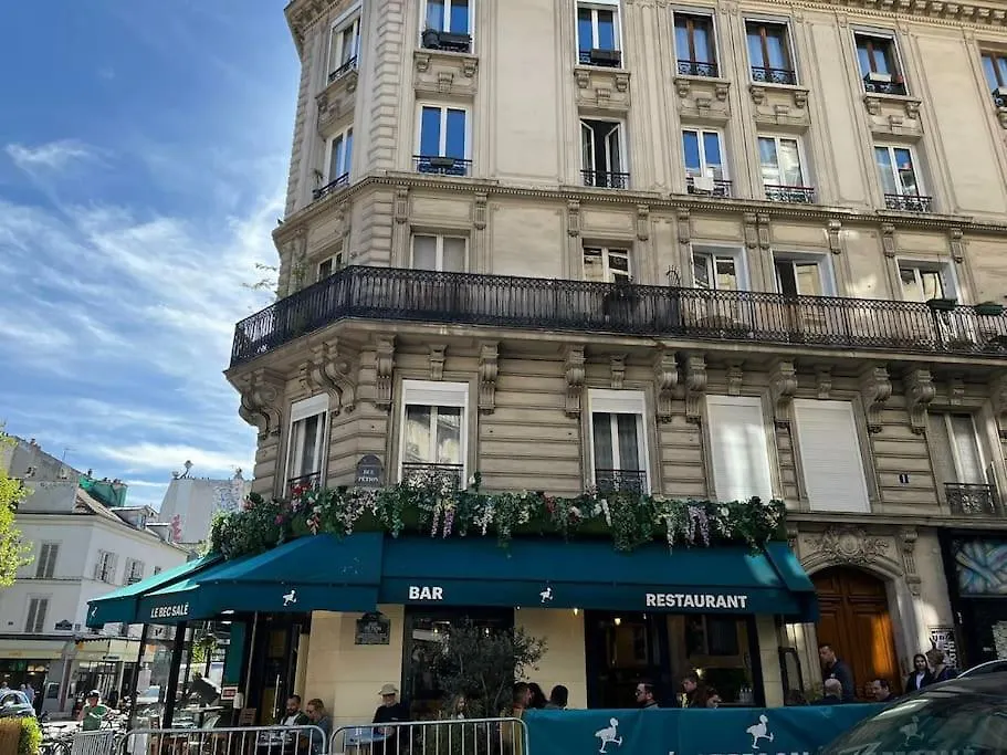 The Chaming Bastille Apartment Paris France