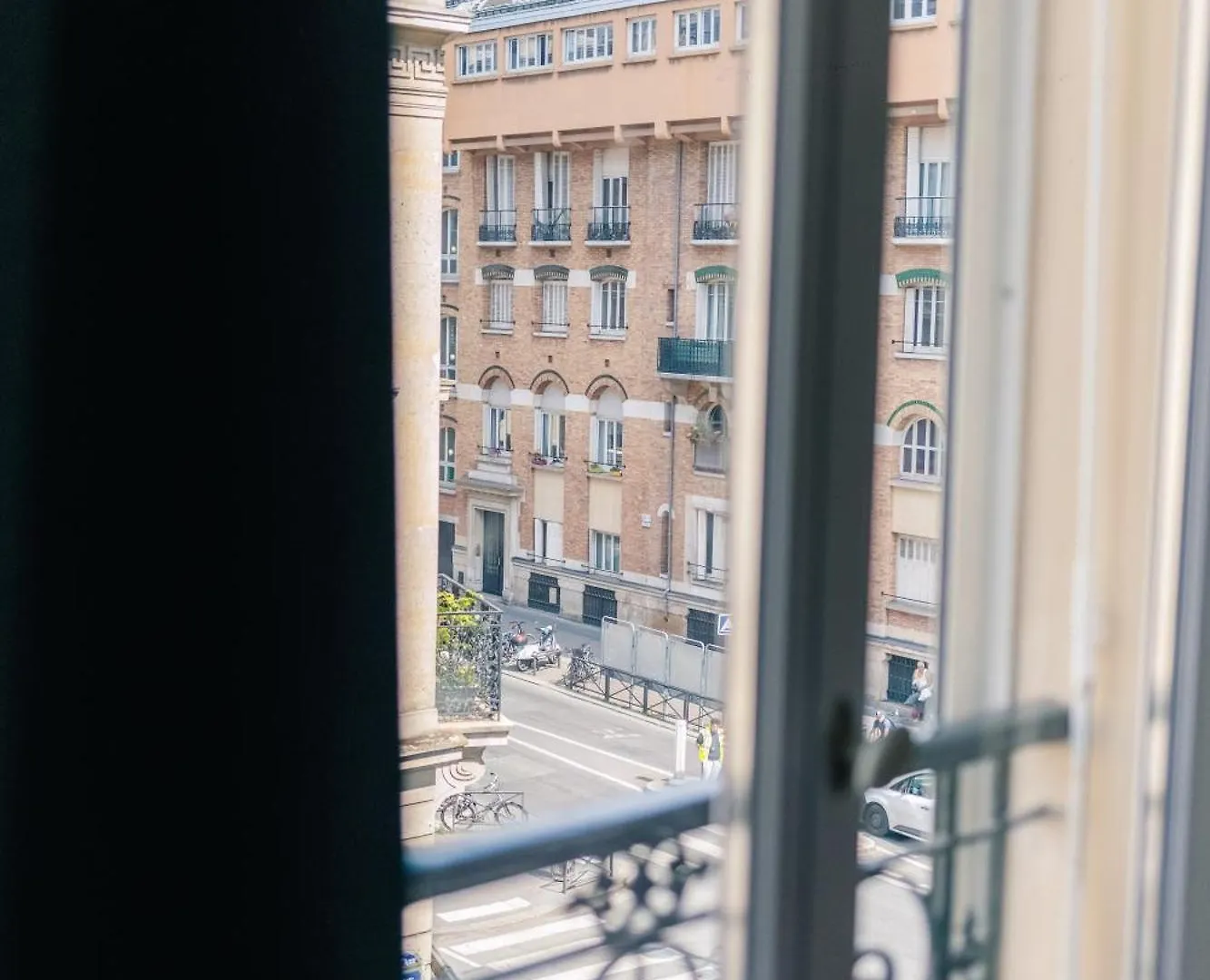 The Chaming Bastille Apartment Paris