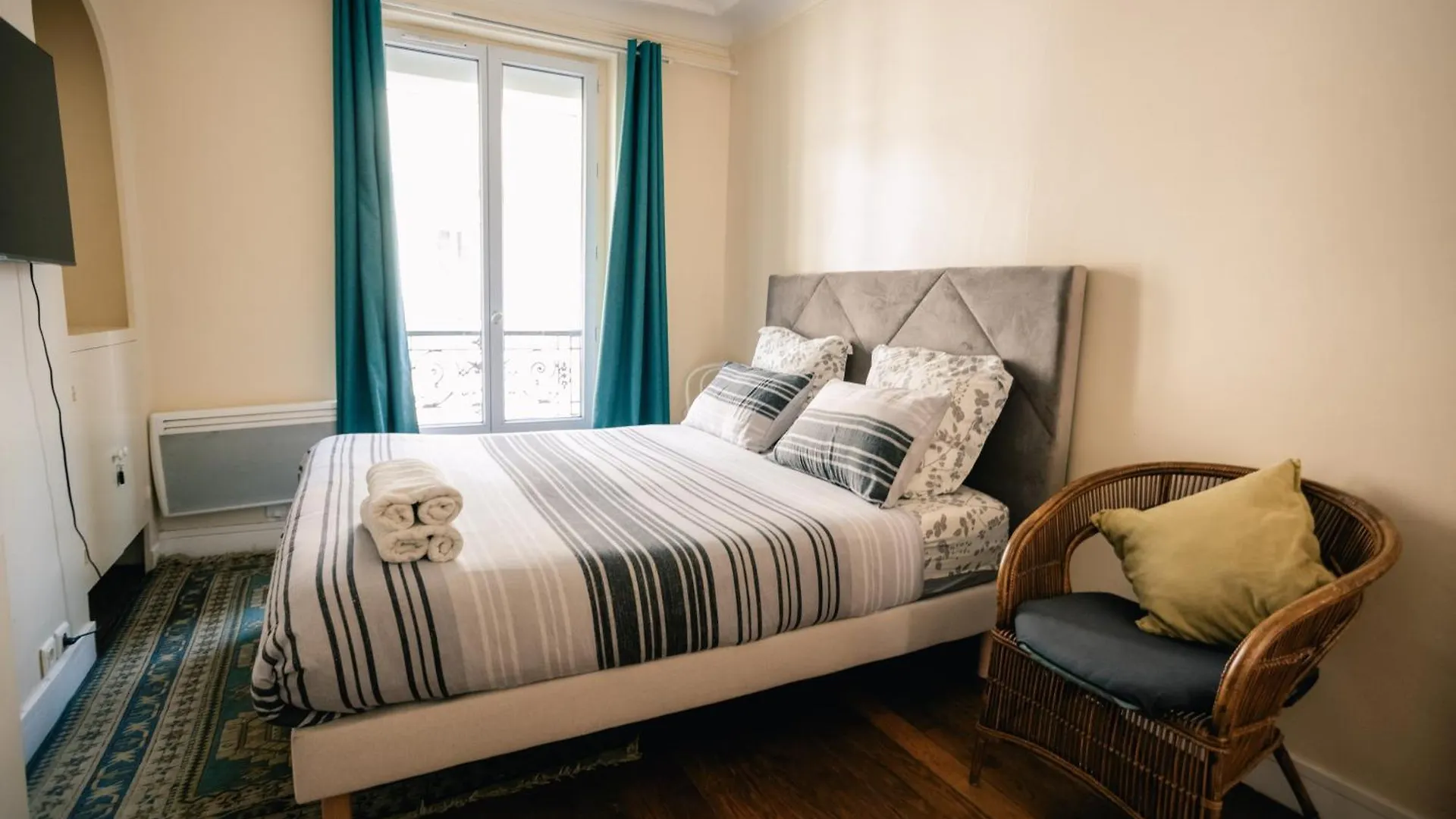 The Chaming Bastille Apartment Paris