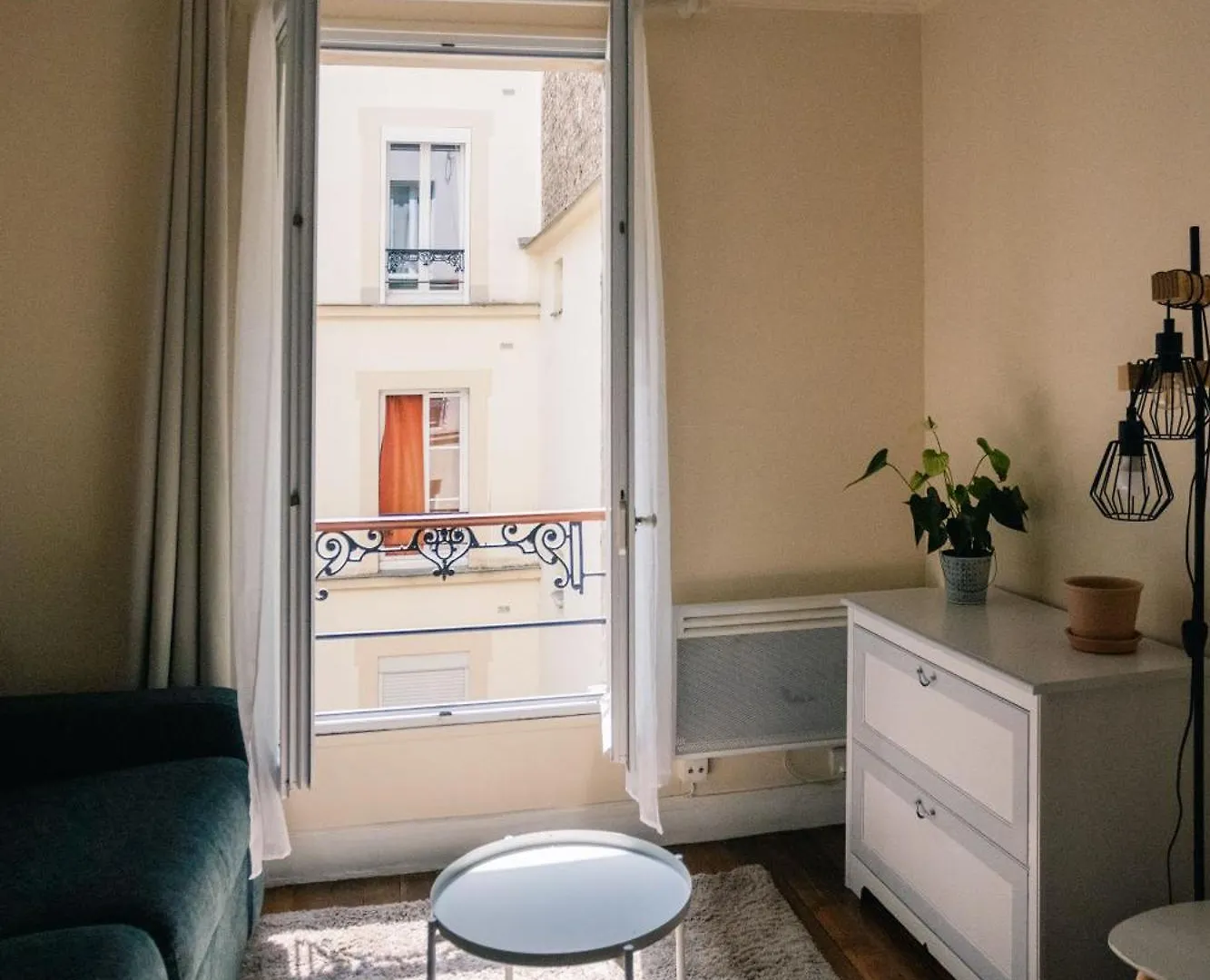 The Chaming Bastille Apartment Paris